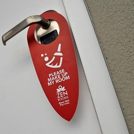 Zen Rooms Panembahan Kraton 日惹 外观 照片