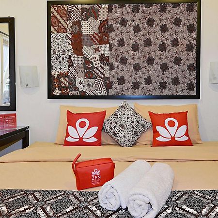 Zen Rooms Panembahan Kraton 日惹 外观 照片