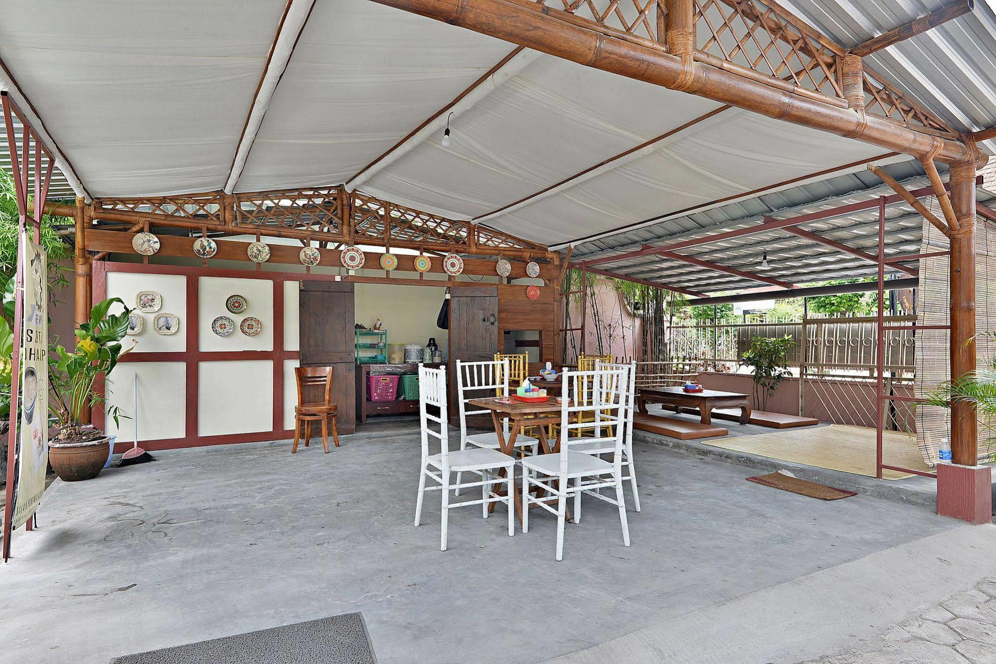 Zen Rooms Panembahan Kraton 日惹 外观 照片