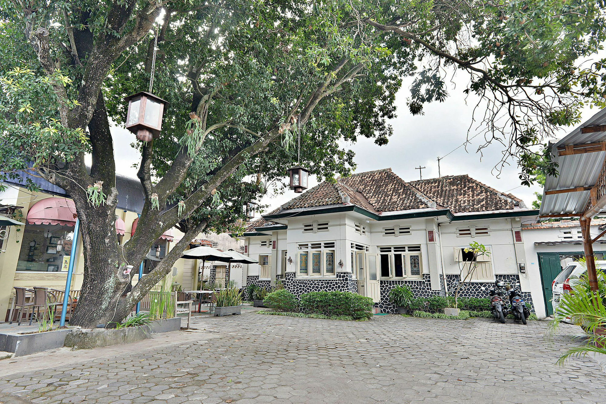 Zen Rooms Panembahan Kraton 日惹 外观 照片